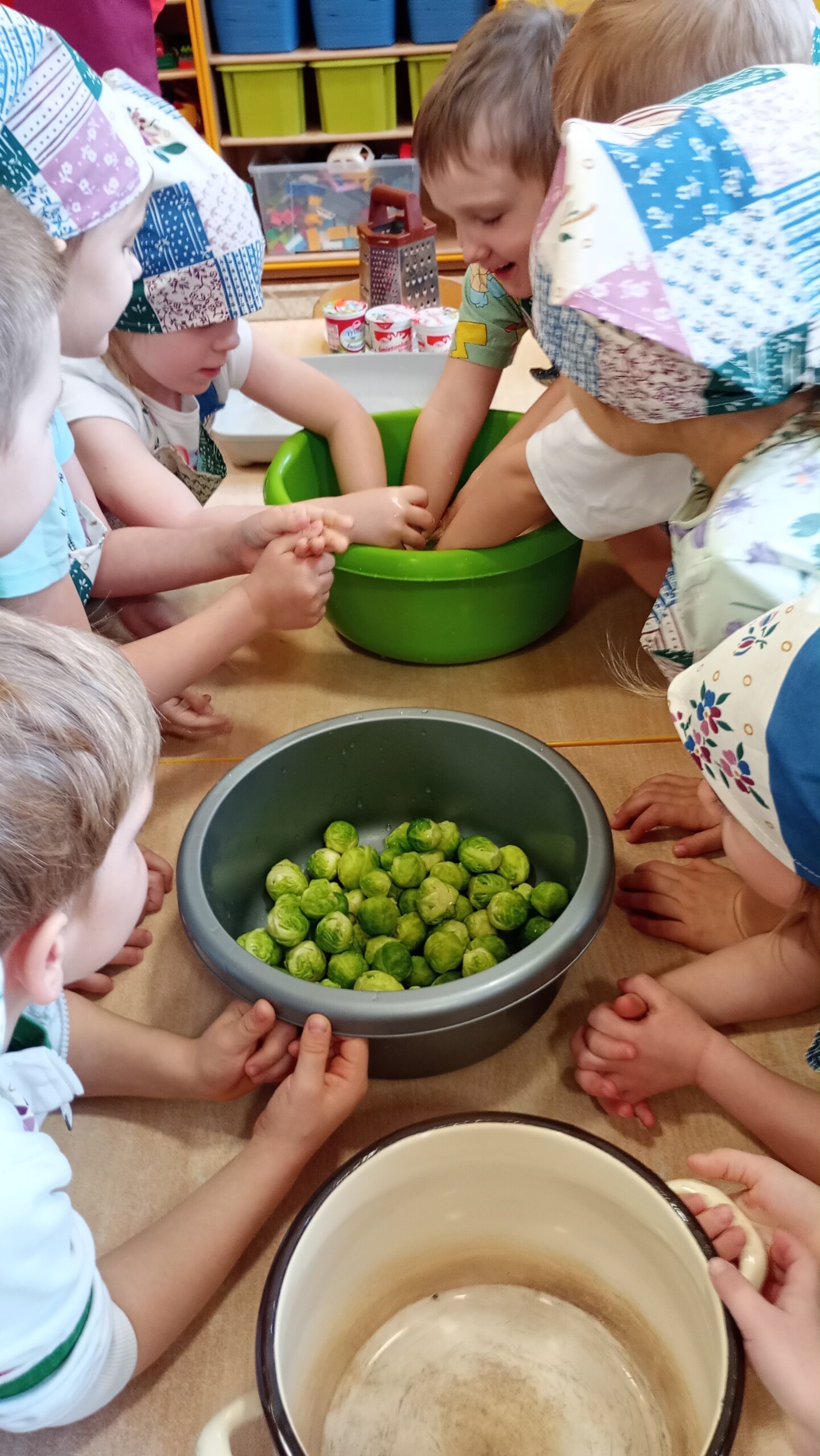 Wyzwanie brukselkowe – Pszczółki Wyzwanie brukselkowe – Pszczółki