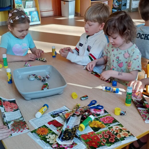Sukces Pszczółek – III miejsce w konkursie „Palma i pisanka z recyklingu”