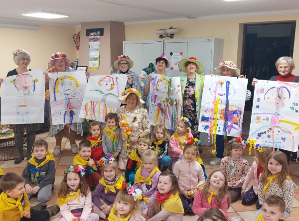 Pszczółki – Piękna Nasza Polska Cała – projekt edukacyjny Pszczółki – Piękna Nasza Polska Cała – projekt edukacyjny