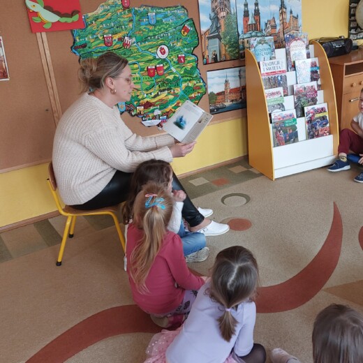 Pszczółki – Piękna Nasza Polska Cała – projekt edukacyjny
