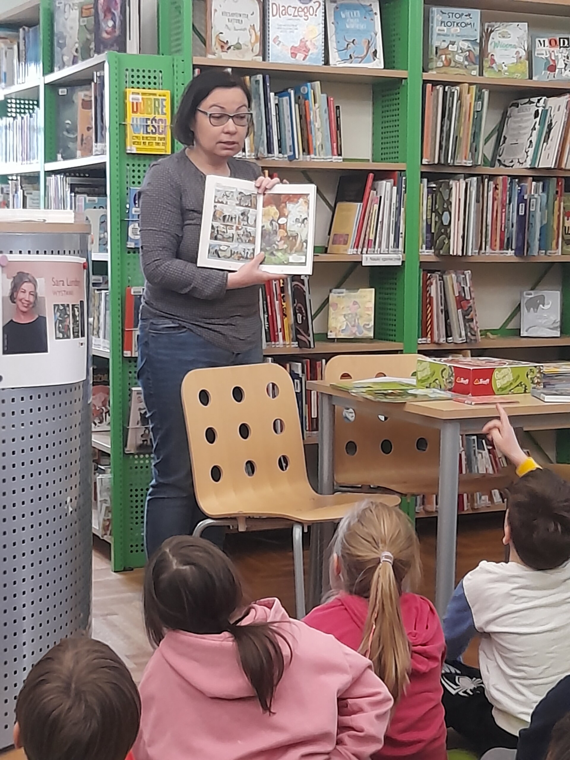 Wiewiórki w Bibliotece Publicznej w Nadarzynie Wiewiórki w Bibliotece Publicznej w Nadarzynie