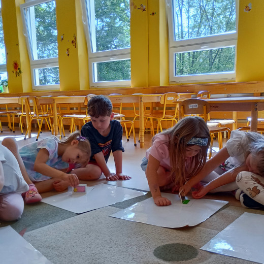 Zabawy matematyczne „Pszczółek”