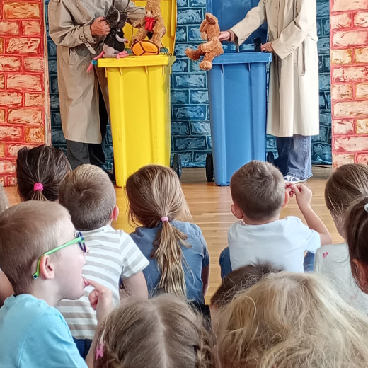 Teatr Dobrego Serca ”Zagubieni przyjaciele”.