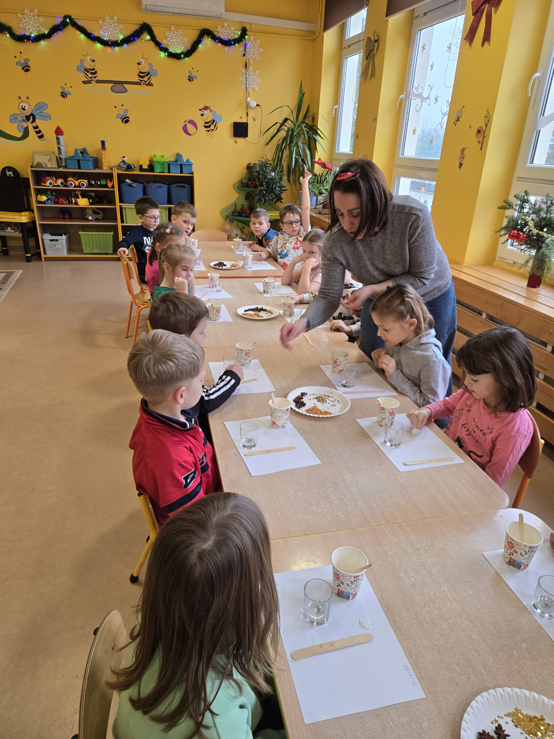 Pszczoły robią świece zapachowe