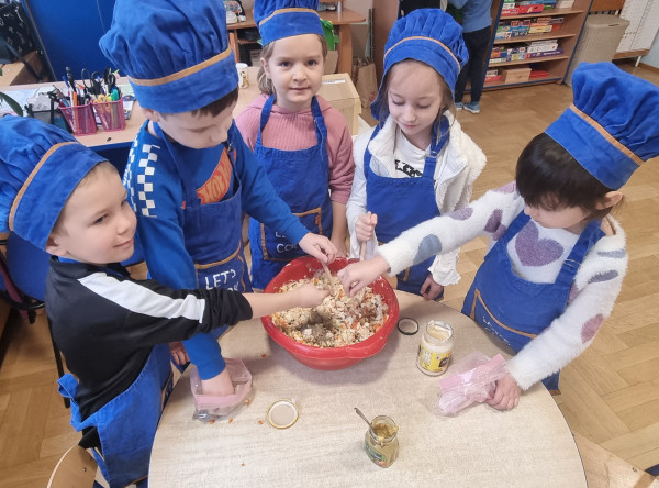 Sałatka warzywna u Motyli