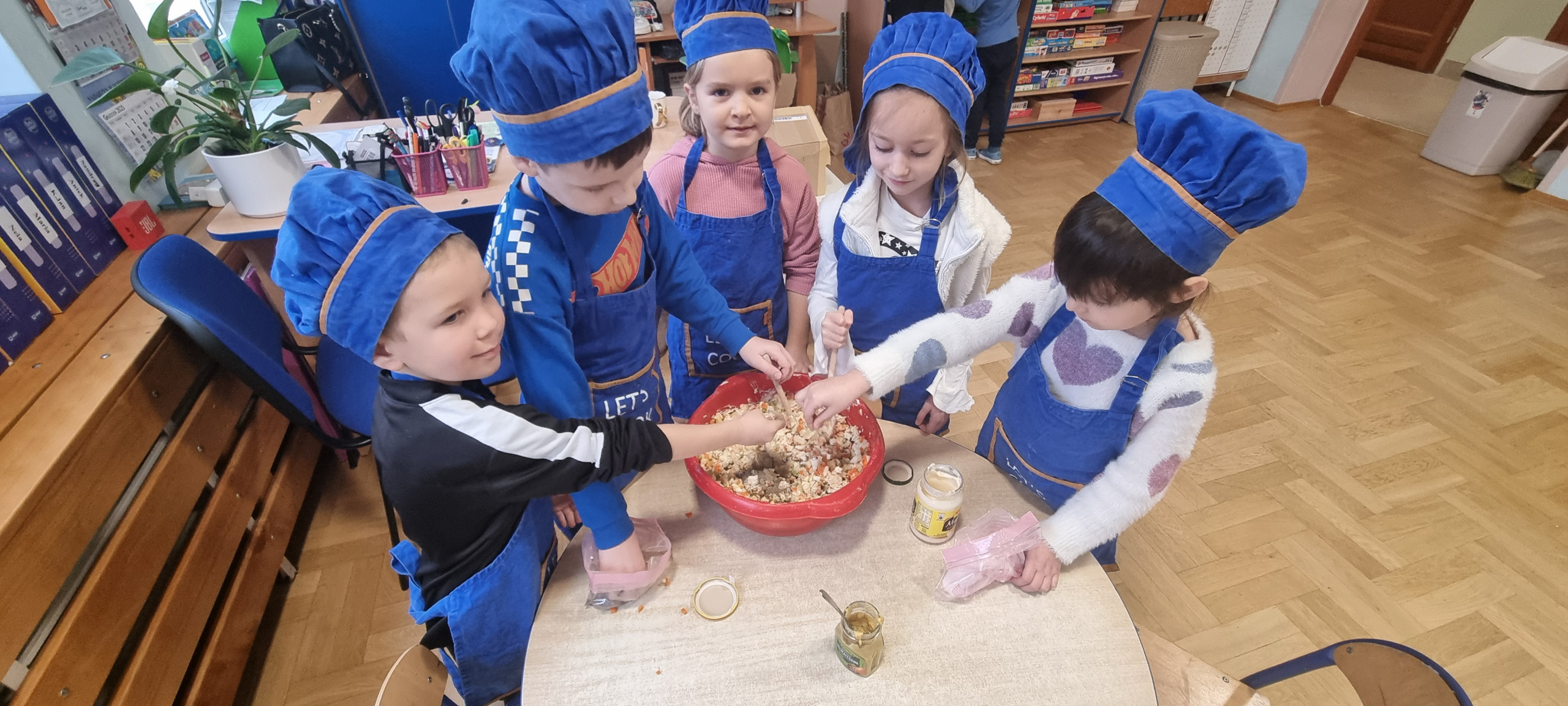 Sałatka warzywna u Motyli