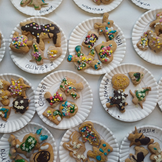 Pieczenie pierniczków w Żabkach