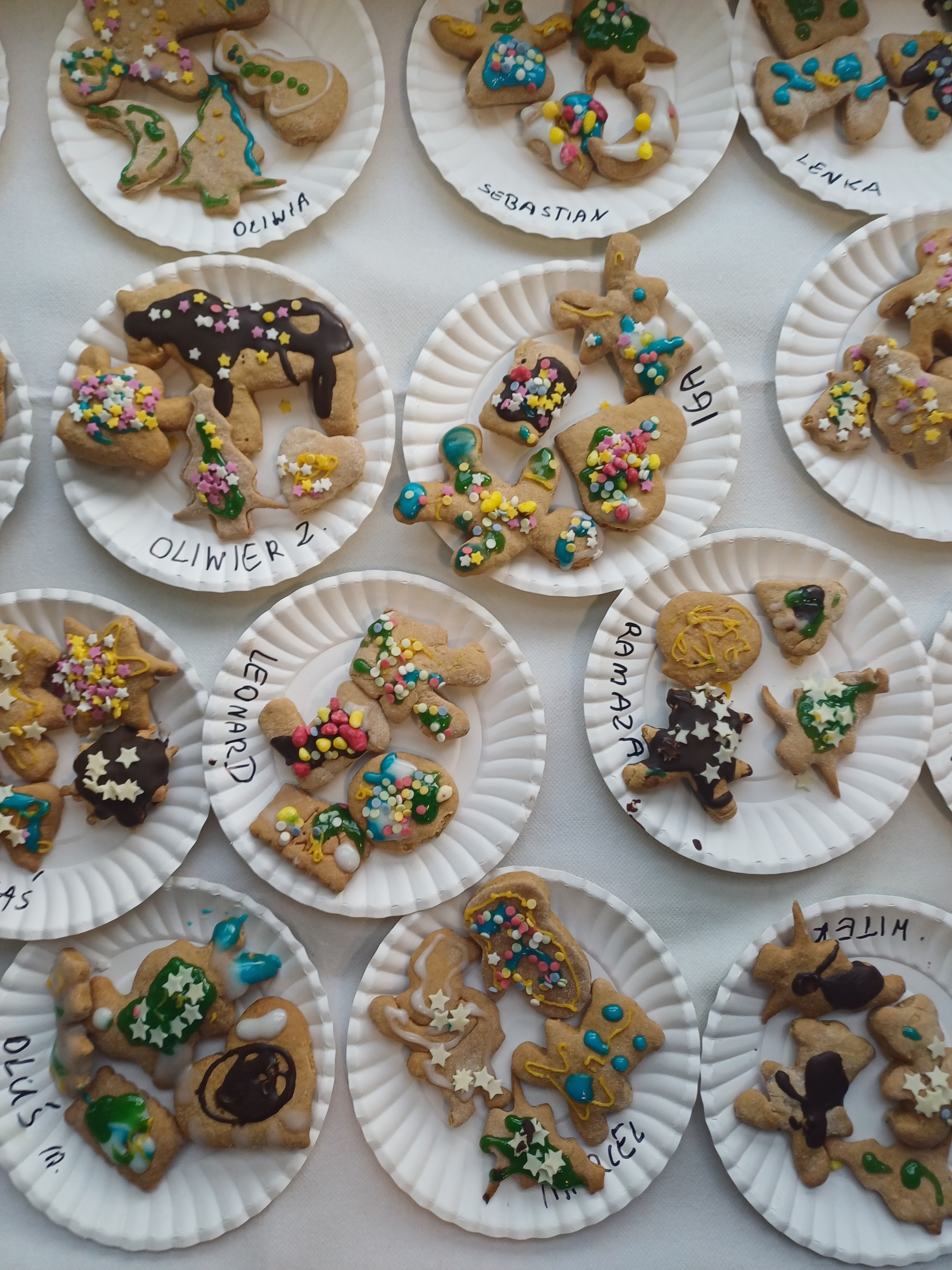 Pieczenie pierniczków w Żabkach