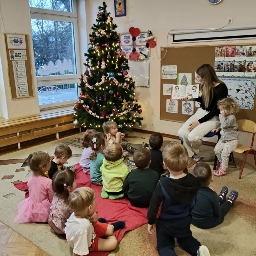 Mama Julki i Igi w odwiedzinach u Biedronek