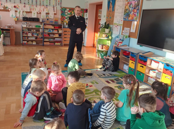 Rodzic ekspert – spotkanie Motyli ze strażakiem