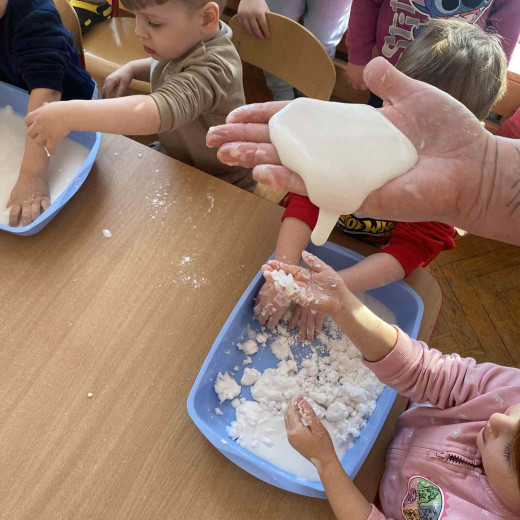 Ciecz nienewtonowska Biedronek