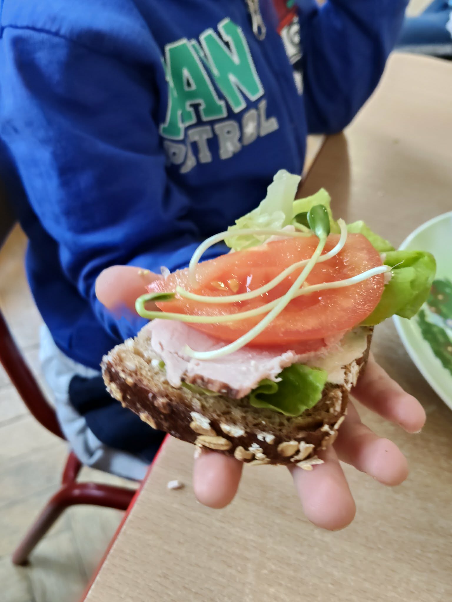 Hodowla kiełków Biedronek