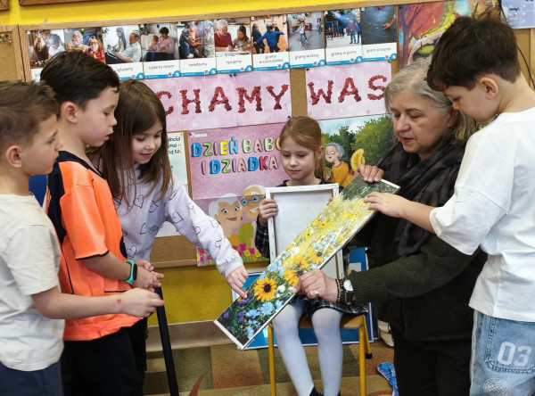 Babcia ekspert- Pszczółki