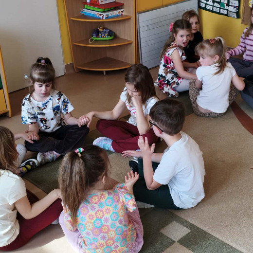 Tremek z wyspy Wstydu- Pszczółki