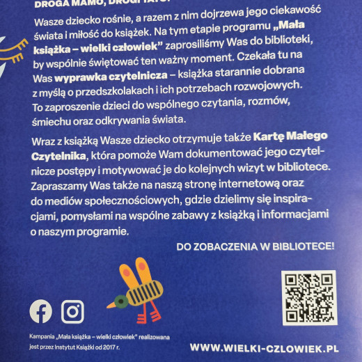 Pszczółki w bibliotece