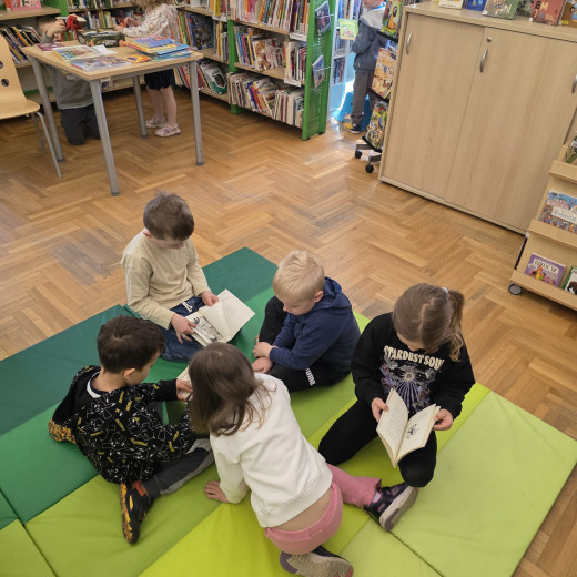 Wiewiórki w Bibliotece Gminy Nadarzyn