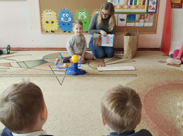 Czytający Rodzic – mama Pawełka, Biedronki