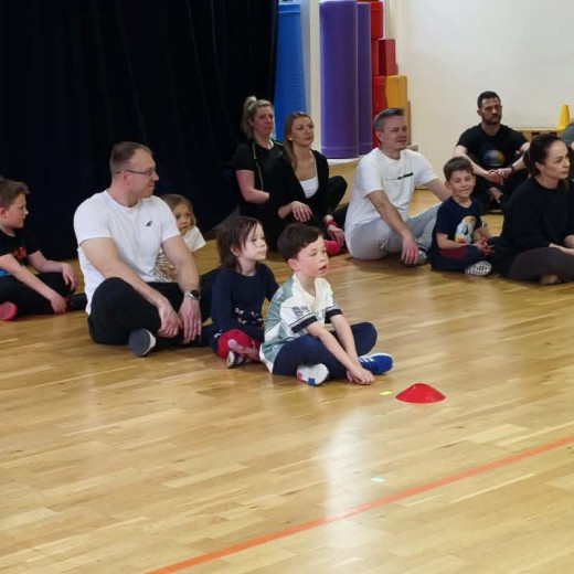 Ruch to zdrowie – warsztaty z Rodzicami w Pszczołach