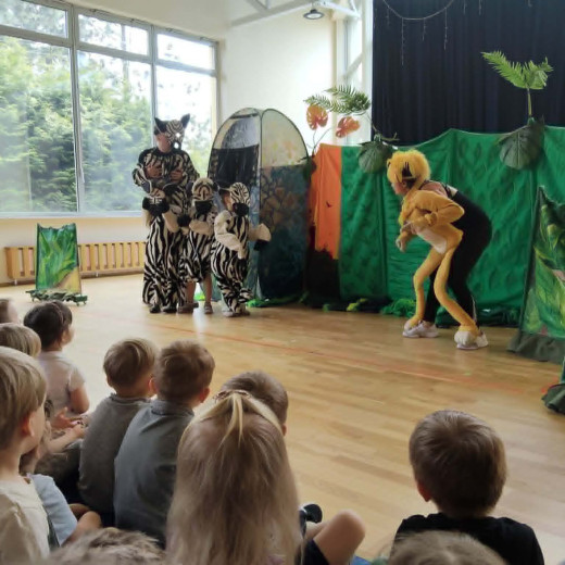 Teatrzyk „Lwi król”