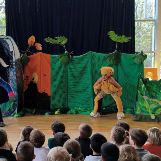 Teatrzyk „Lwi król”